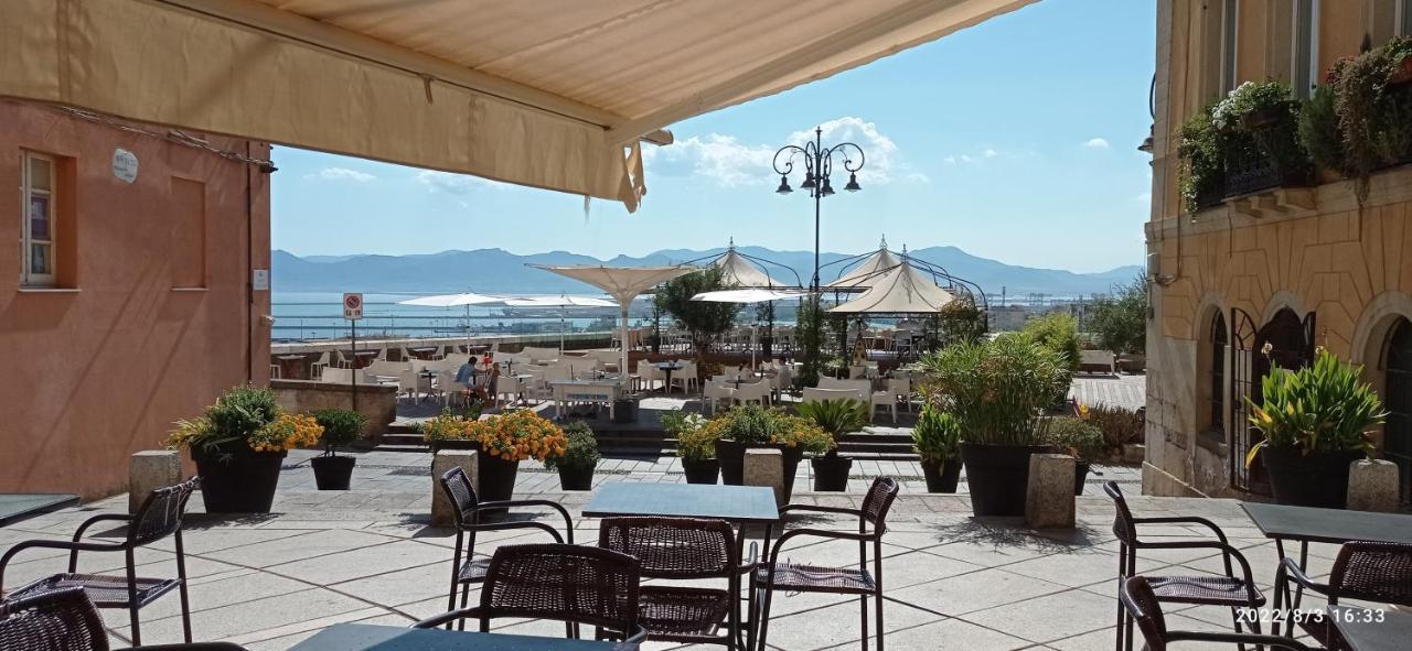 Cozy Suite Centro Cagliari Exterior photo